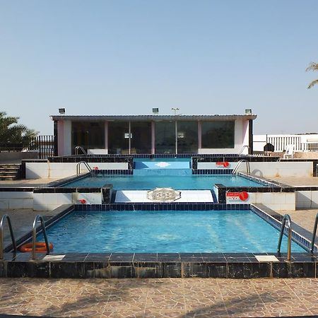 Al Ahmadi Plaza Resort Yanbu Luaran gambar