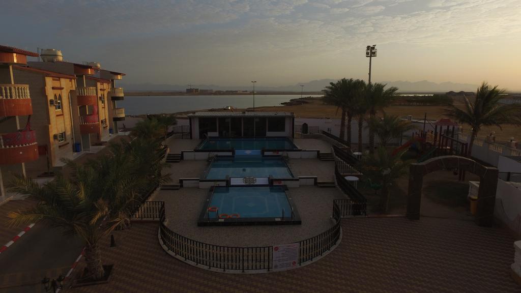 Al Ahmadi Plaza Resort Yanbu Luaran gambar