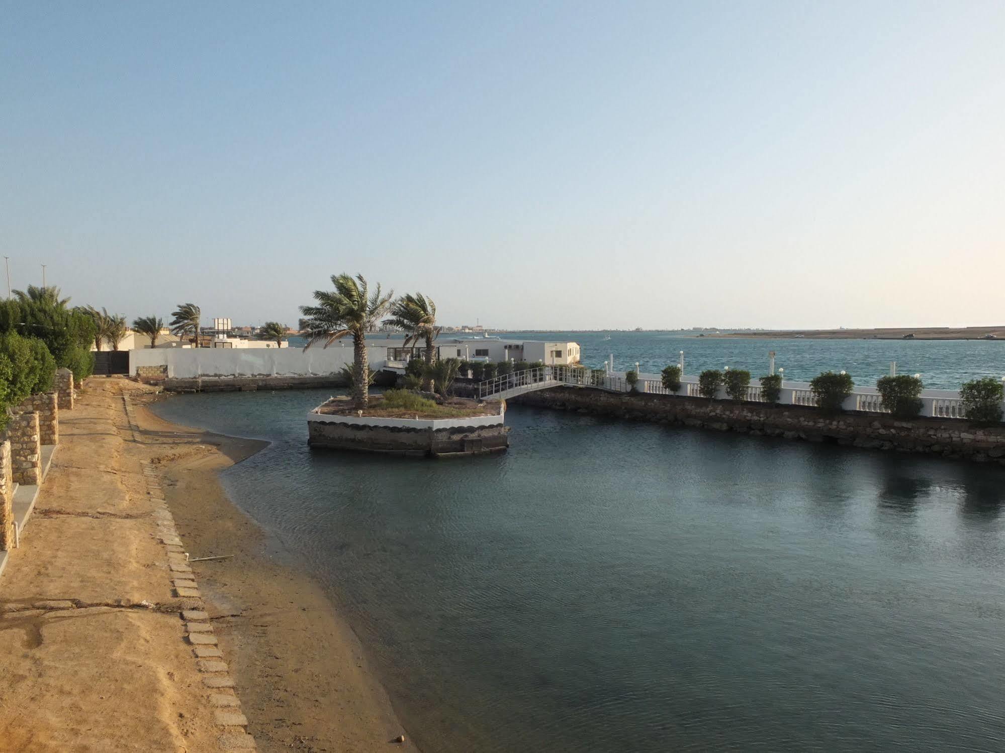 Al Ahmadi Plaza Resort Yanbu Luaran gambar