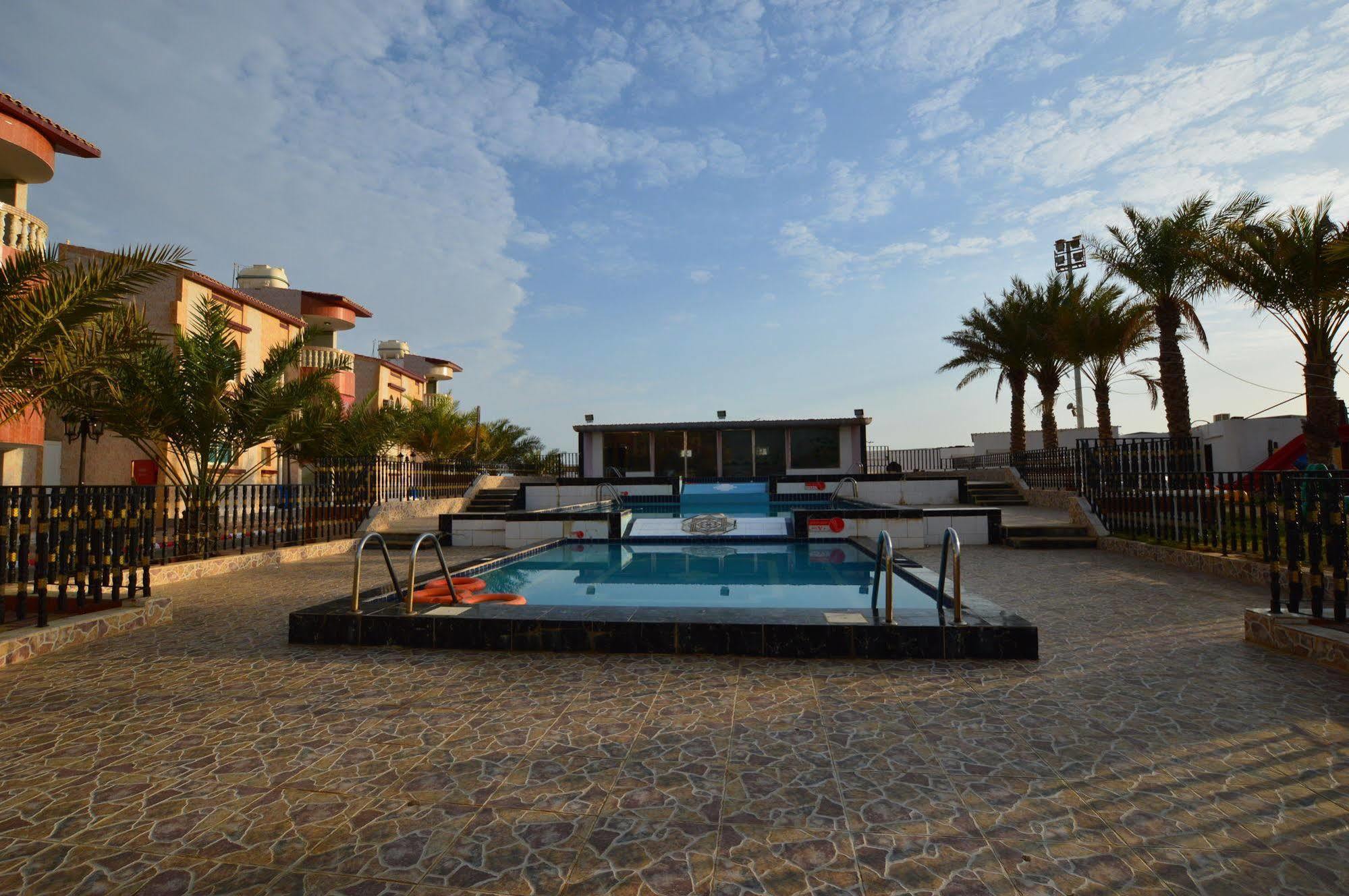 Al Ahmadi Plaza Resort Yanbu Luaran gambar